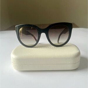 Mark Jacobs Oversized Cats Eye Sunglasses. Brand New with Case and Duster